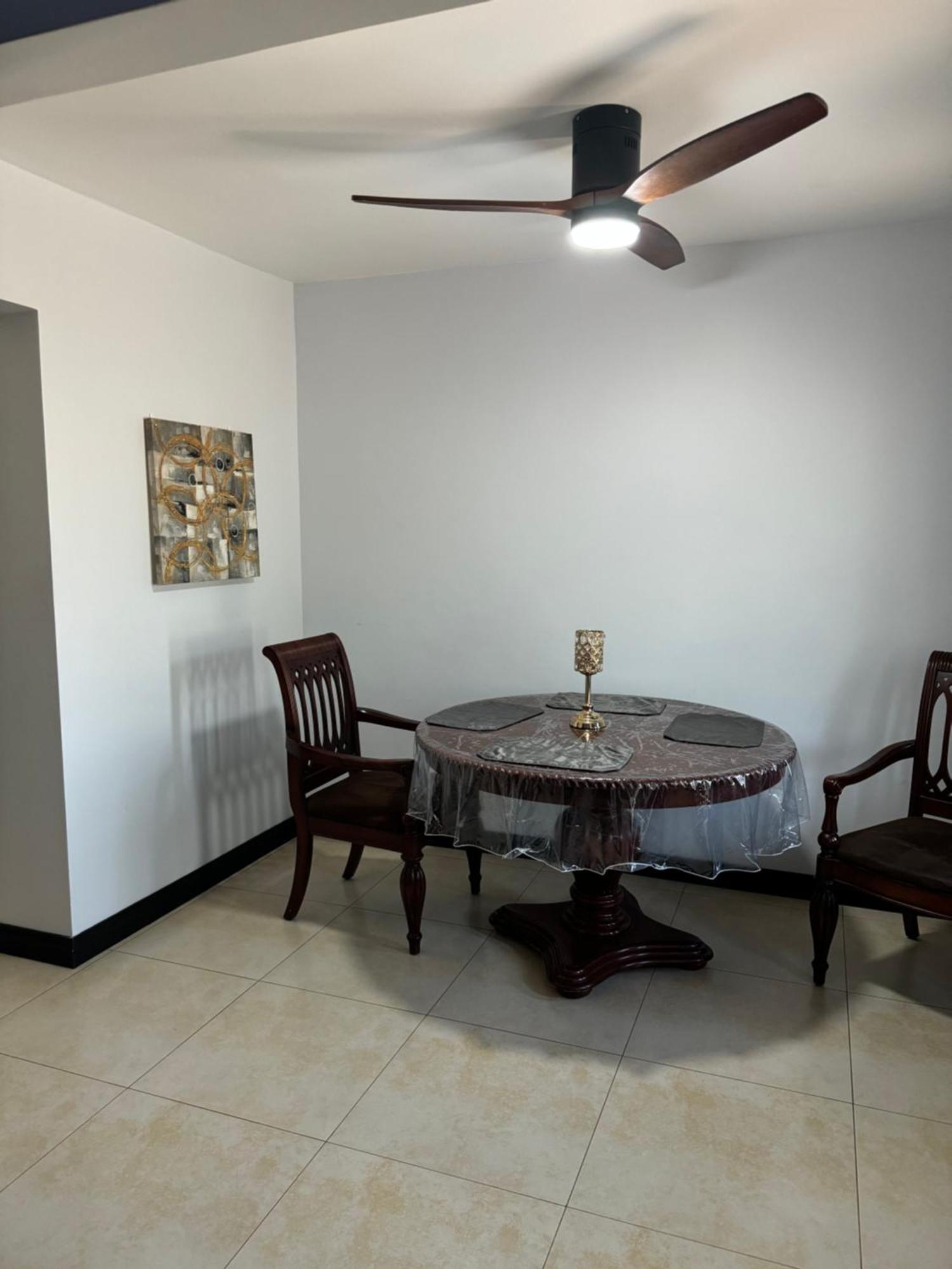Apartamento The Jewel Kingston Exterior foto